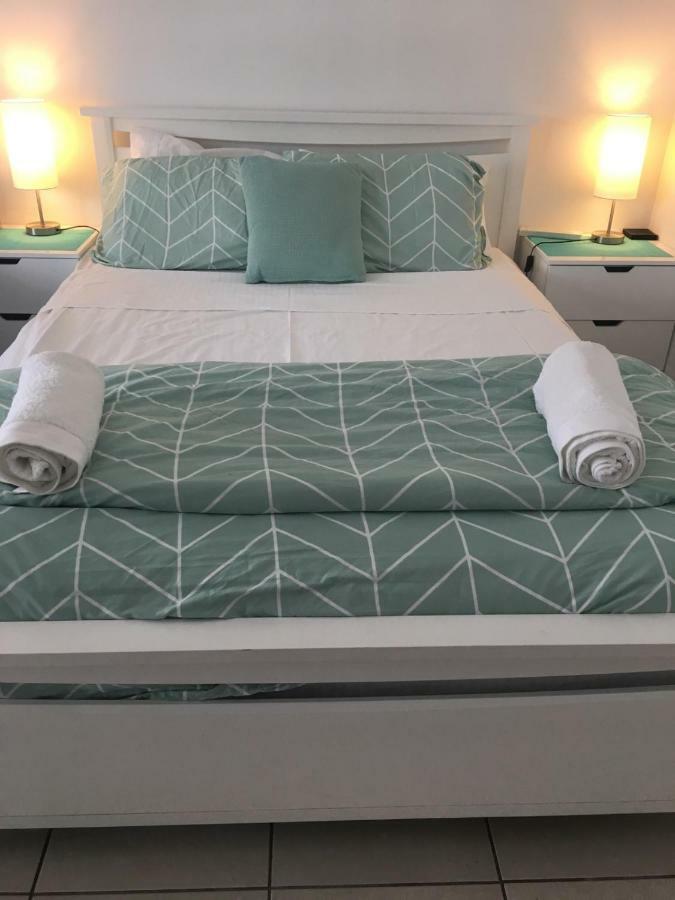 Apartment In Dolphin Heads Eimeo المظهر الخارجي الصورة